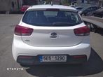 Kia Rio - 15