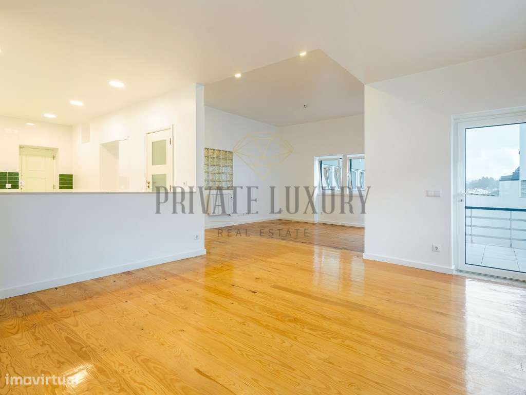 Moradia T4 de Prestígio com Vista Direta para o Mosteiro de Alcobaça - Grande imagem: 5/25