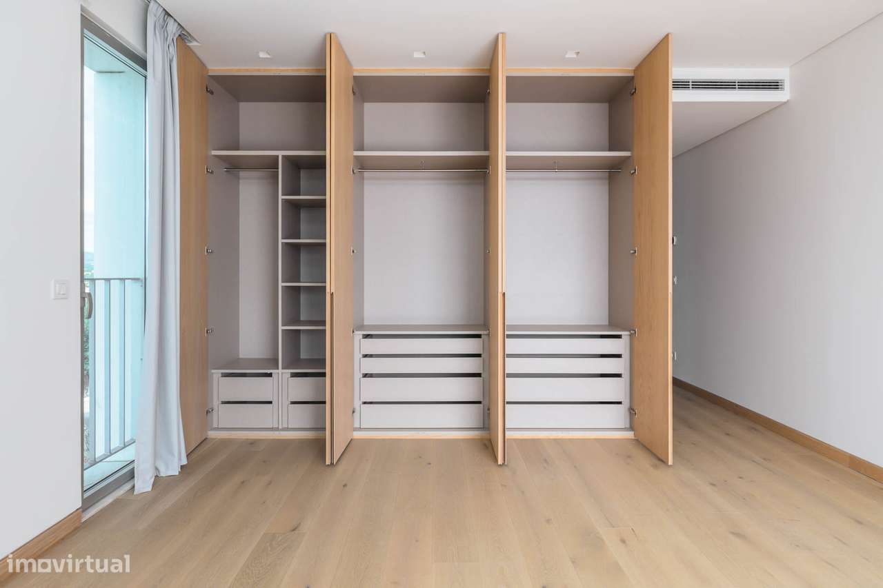 Moradia independente à venda na Rua Coronel Garcez de Lencastre, 404-24