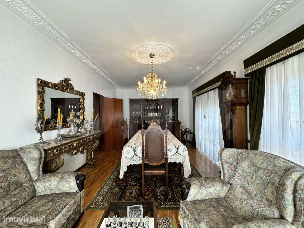 Moradia T3 com logradouro e anexo - Bairro do Espertim, Covilhã-10