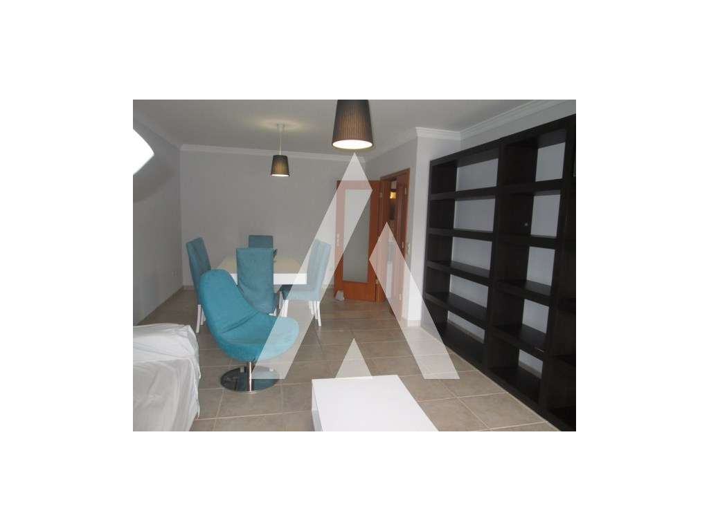 Apartamento T2 com Garagem Fechada no Centro de Esgueira - a 5 minu...-2