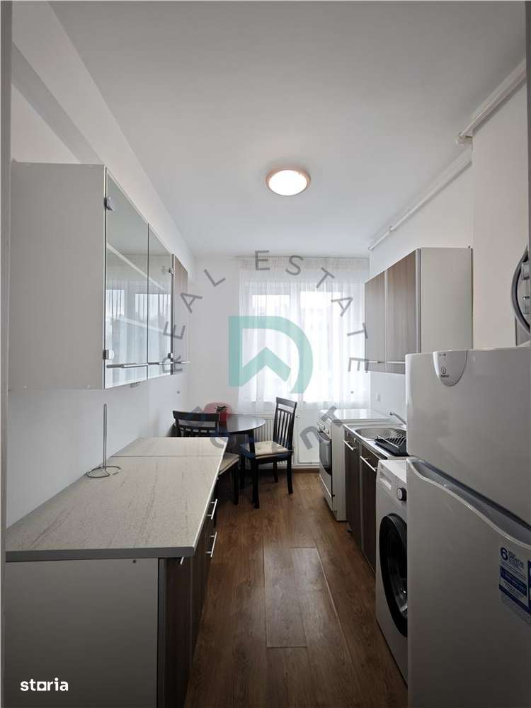 Inchiriez 2 camere, Cinema Patria, Brasov - Imagine principală: 3/20