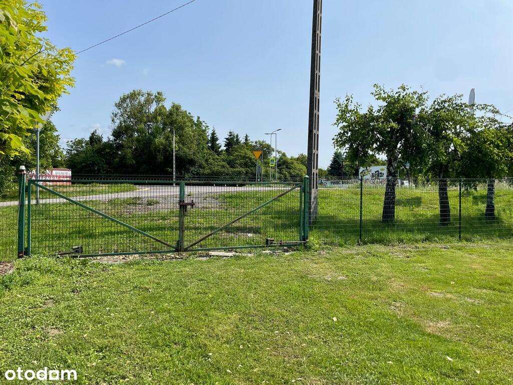 Piękna ogrodzona działka budowlana z mediami-5