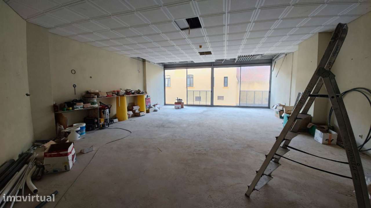 Loja para comerciço serviços. Bairro Novo. Figueira da Foz - Grande imagem: 2/11