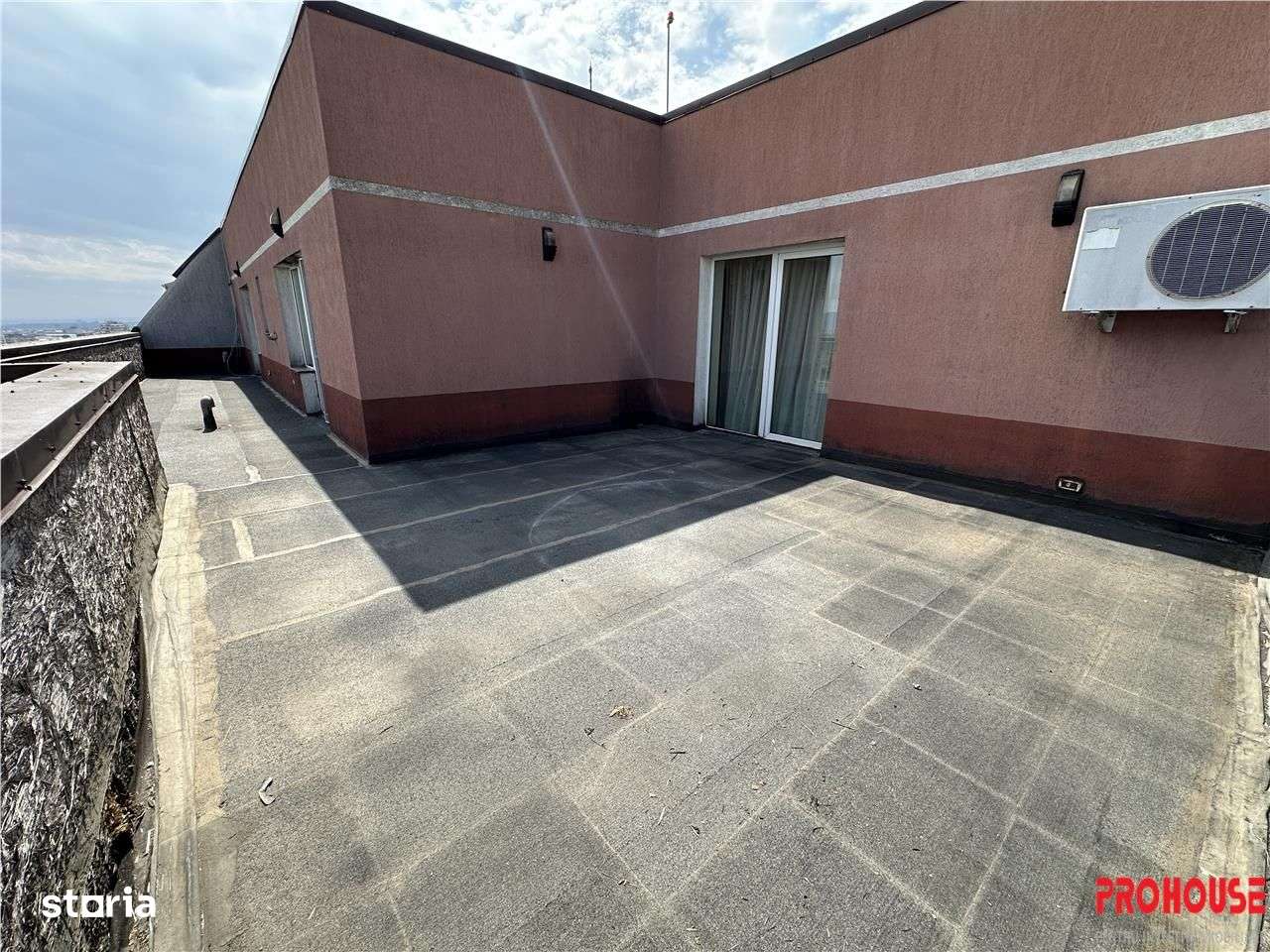 PENTHOUSE - Zona Arena Mall - 294mp-13