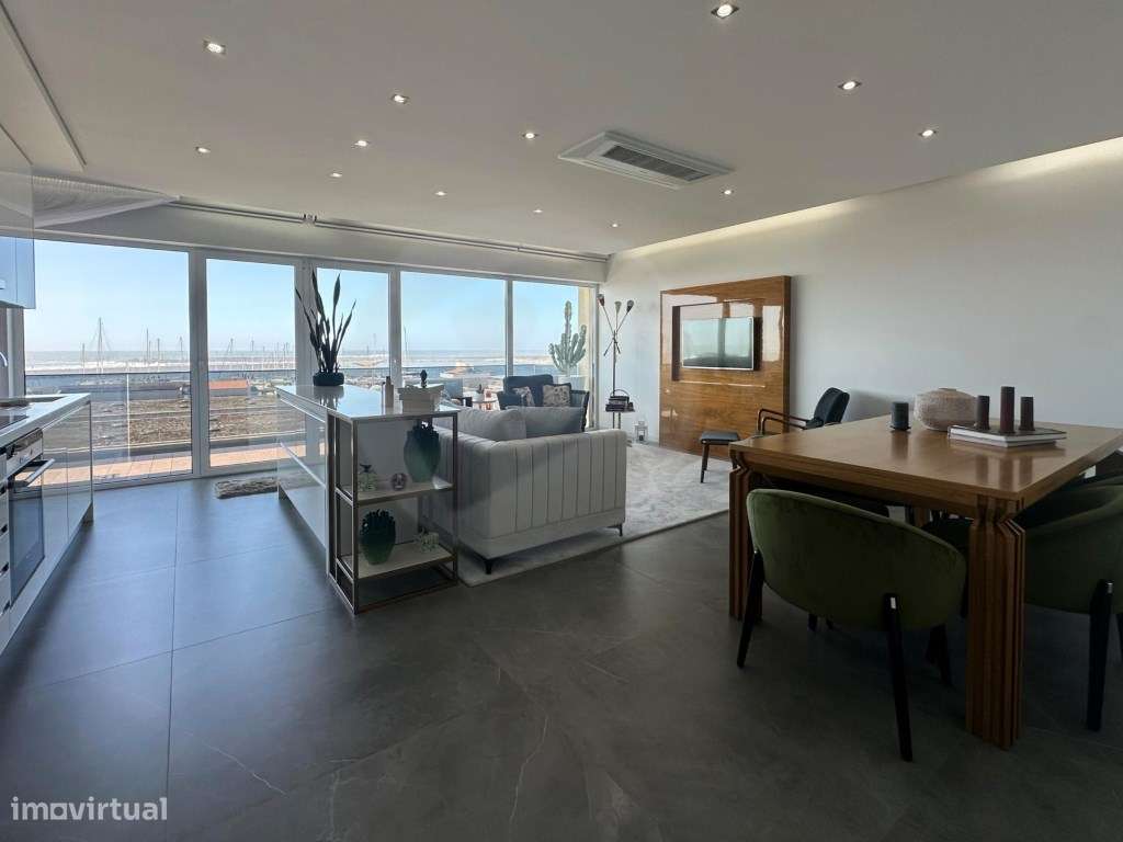 T2 de Luxo em 1ª Linha de Mar em Vila do Conde-17