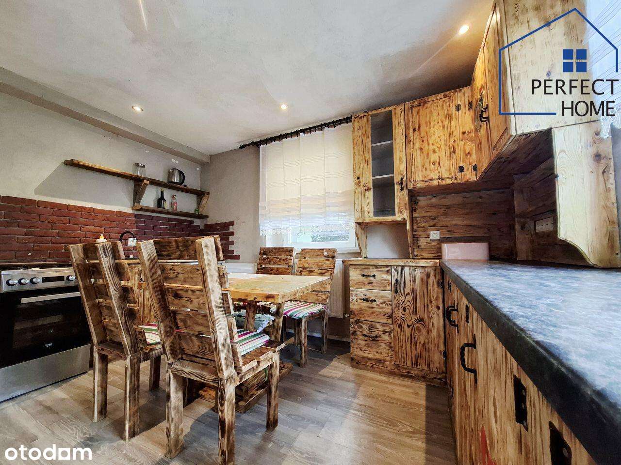 Zadbany Dom W Nędzy do wprowadzenia w cichej lokalizacji, Piec V klasy-1