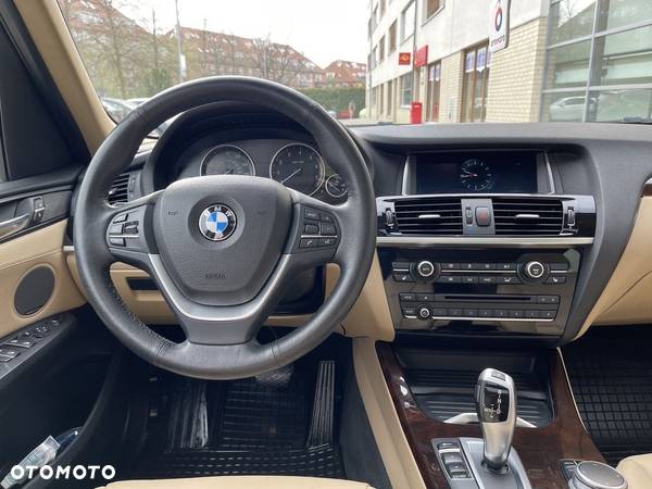 BMW X3 xDrive28i - 24