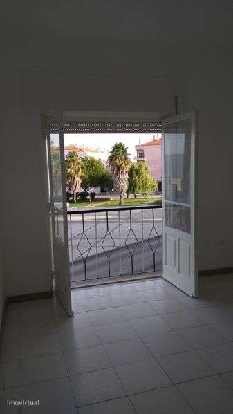 Apartamento T2 para arrendamento - Grande imagem: 4/11