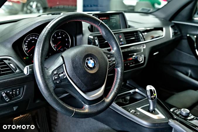 BMW Seria 1 118d Sport Line Shadow - 11