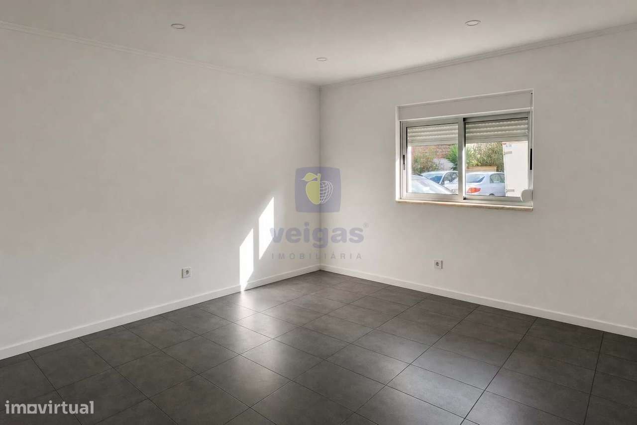 T1+1 com Logradouro - Totalmente remodelado  | Baixa da Banheira-7