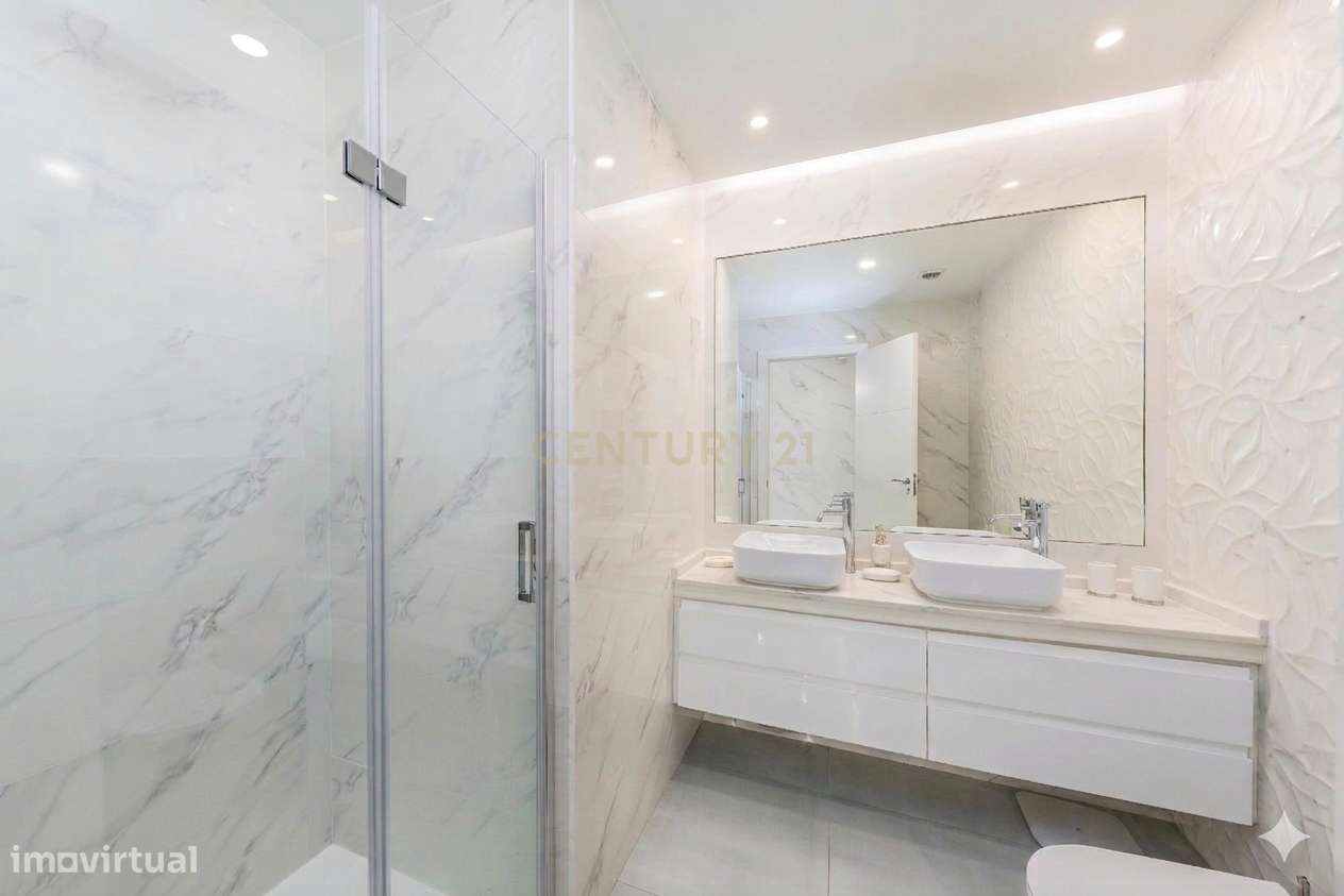 Apartamento Renovado T2 em Agualva e Mira Sintra, Lisboa-13
