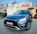 Mitsubishi Outlander - 10