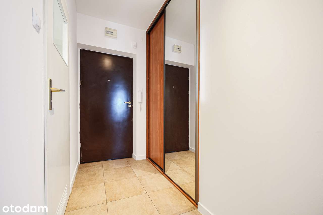 Ursus ul.Górna droga 8 ,2 pokoje ,blok z 2002-14