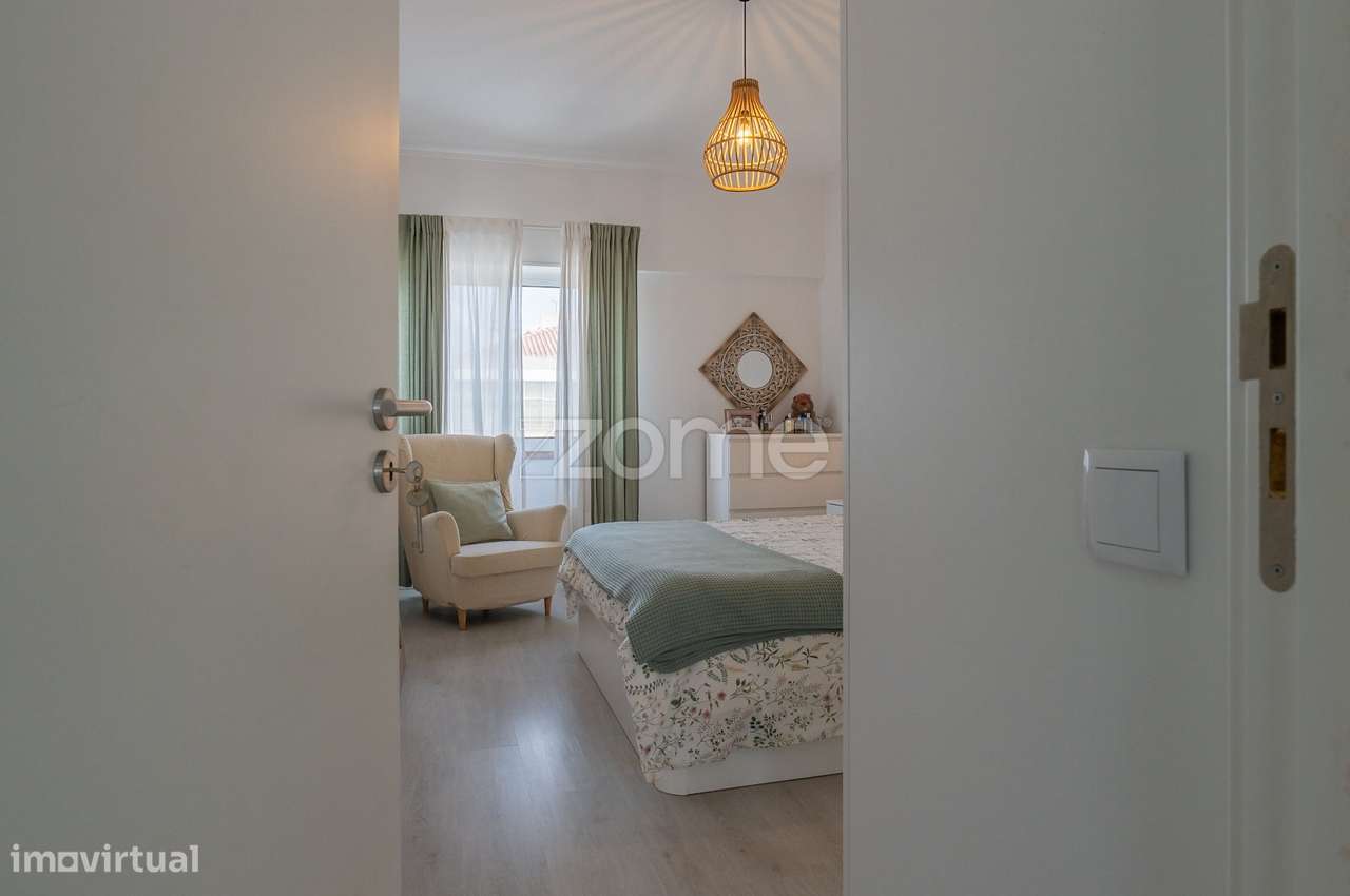 Apartamento T2 à venda em Queluz-26