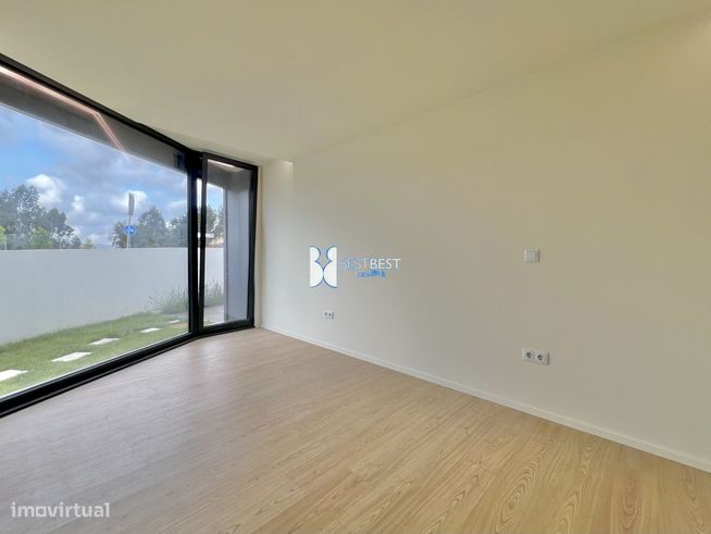 MORADIA INDIVIDUAL DE LUXO T3, DUAS SUITES, NOVA, CONCLUIDA,NA TROFA-11