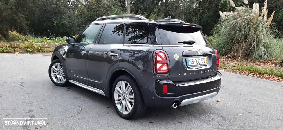 MINI Countryman Cooper SE ALL4 Auto - 8