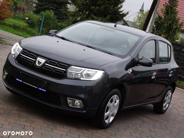 Dacia Sandero SCe 65 Essential - 1