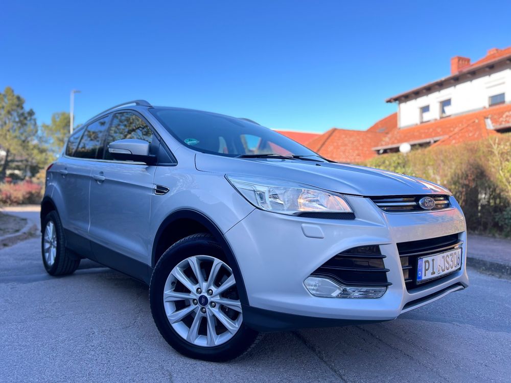 Ford Kuga II 2.0 TDCi 2x4 Titanium 2015
