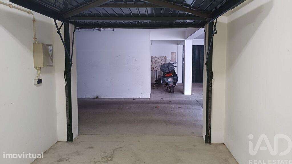 Parque de Estacionamento / Garagem / Box em Vagos e Santo António de 1 - Grande imagem: 4/13