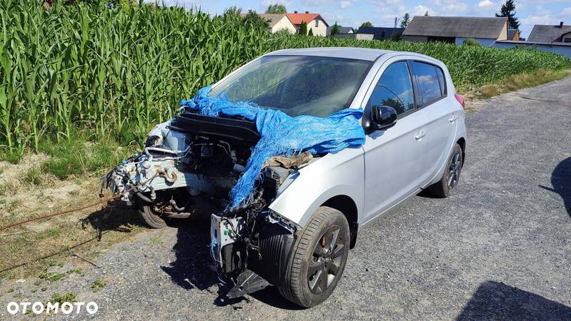 Hyundai i20 I 2013r drzwi inne idealne w kolor srebne - 1