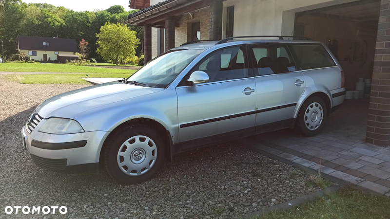 Volkswagen Passat 1.9 TDI Comfortline - 4