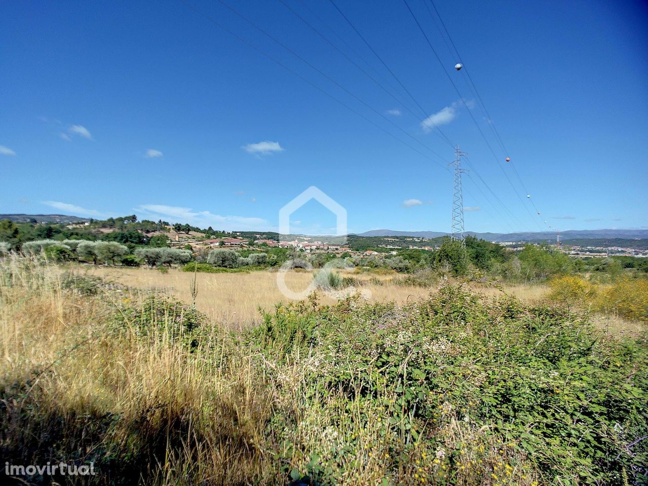 Terreno agrícola a 6 km do centro da cidade de Chaves