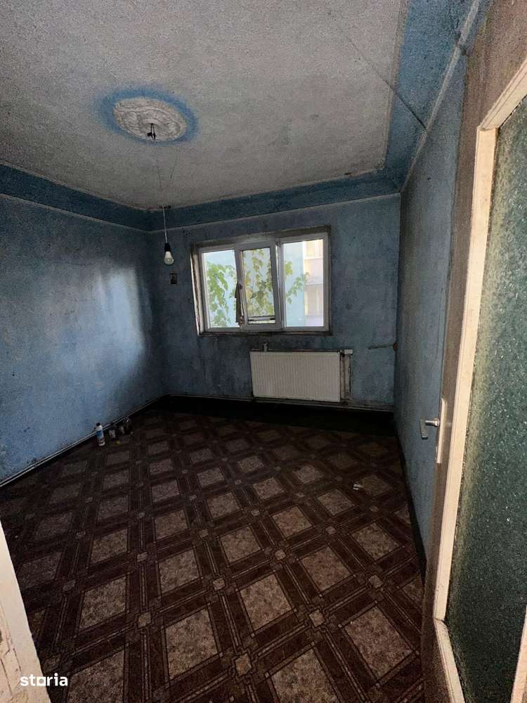 De vanzare 3 camere decomandat Pietonal Stefan cel Mare - Imagine principală: 2/6