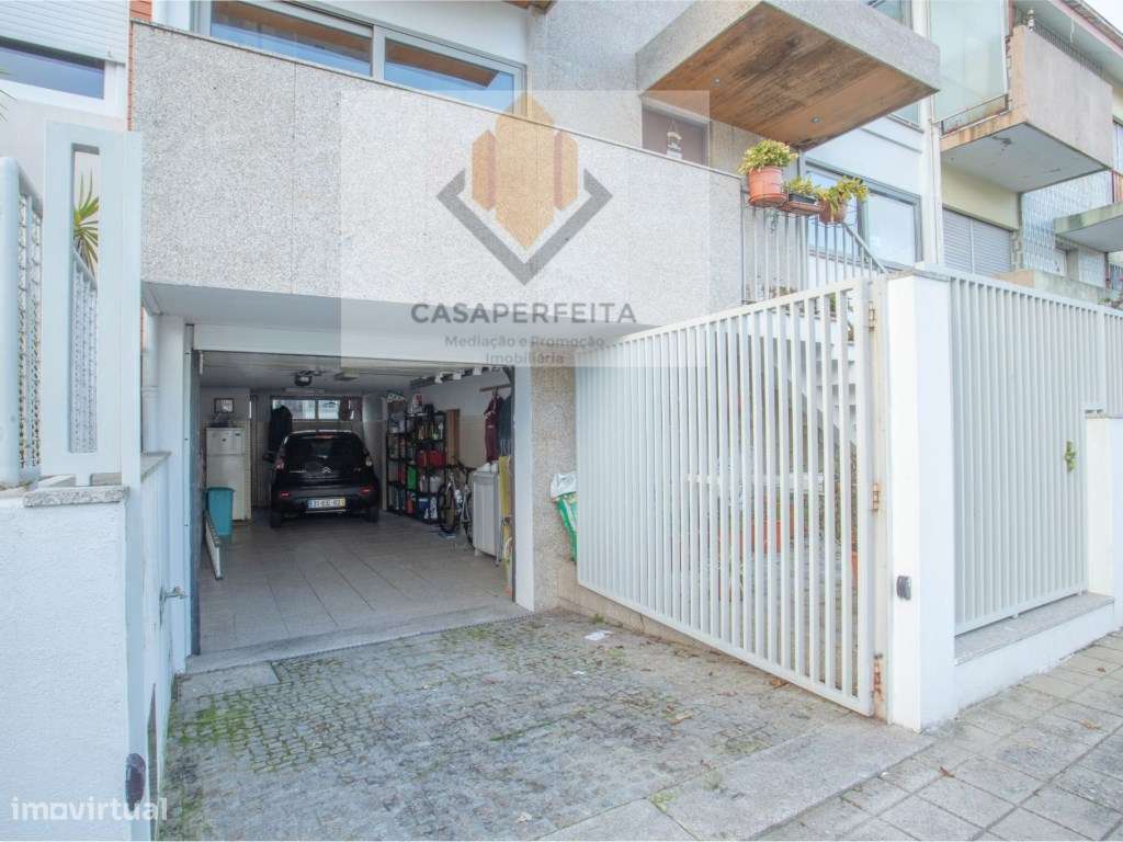 Moradia T3 + Escritório com Espaço Exterior - Mafamude - Junto a Sa...-38