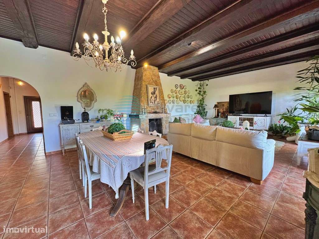 Moradia T4 com piscina, em Melroeira, Torres Vedras-18