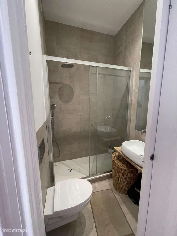 Quarto - localizado em Penha de França Lisbon - Grande imagem: 2/16