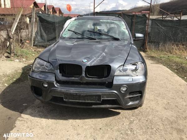 Dezmembram bmw x5 e70 4.0d din 2012 - 6