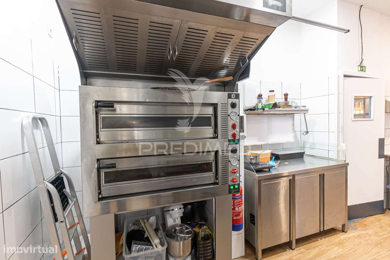 Trespasse Restaurante / Snack-Bar - Polo Universitário - Grande imagem: 3/28