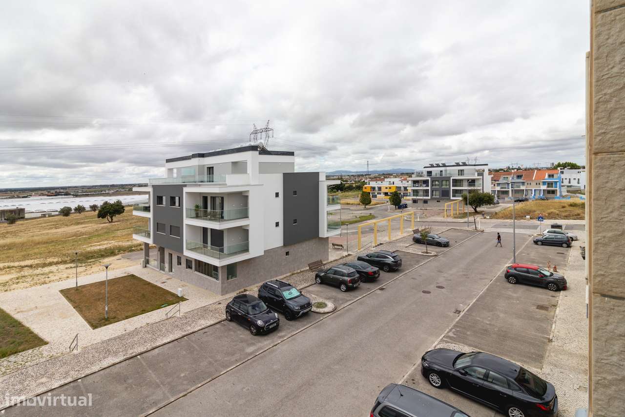 APARTAMENTO T3+1 | MONTIJO | 193 M2 | LUGAR DE PARQUEMANETO-27