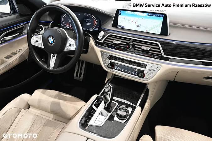 BMW Seria 7 750i xDrive - 13