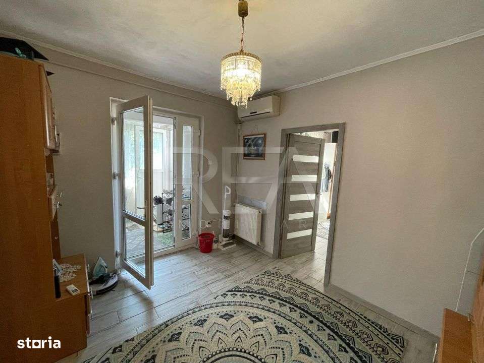 Casa 4 camere Sector 5 - Imagine principală: 5/13