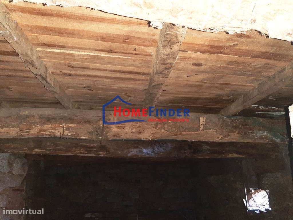 Moradia para Restauro - Fiães, Melgaço-28