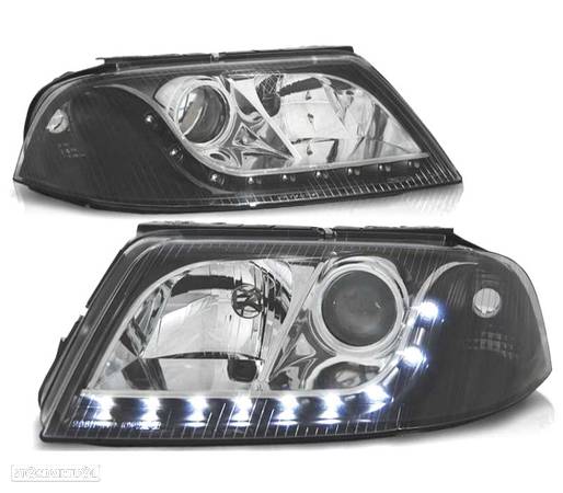 FARÓIS COM LUZ DIURNA LED PARA VOLKSWAGEN VW PASSAT 3GB B5 00-05 FUNDO PRETO CROMO - 1