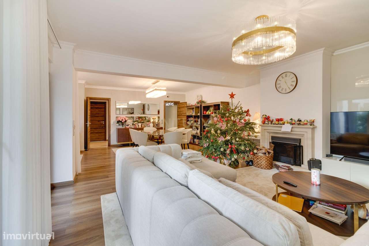 Moradia T4 na Alameda dos Oceanos | Garagem | Terraço | Parque das Naç - Grande imagem: 5/44