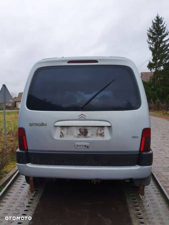 Pas przedni górny Citroen BERLINGO 2.0 HDI 2004r przedni - 6