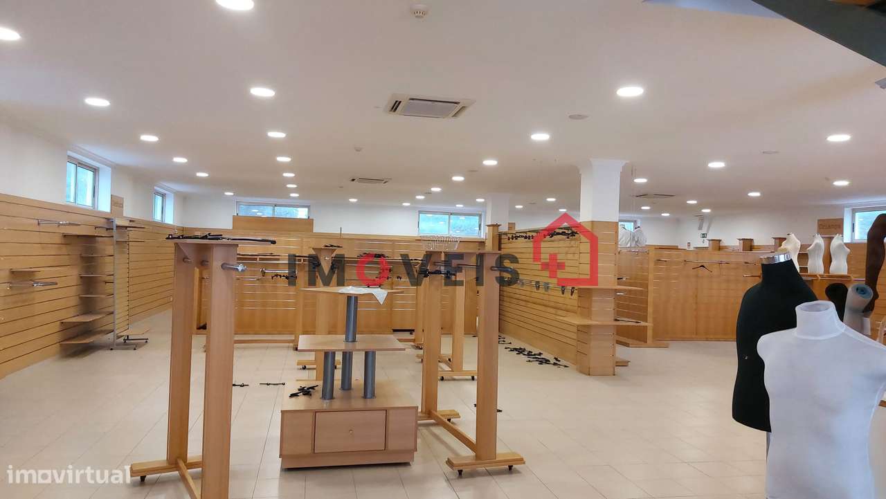 Loja com potencial para vários serviços ou comércio! - Grande imagem: 2/12