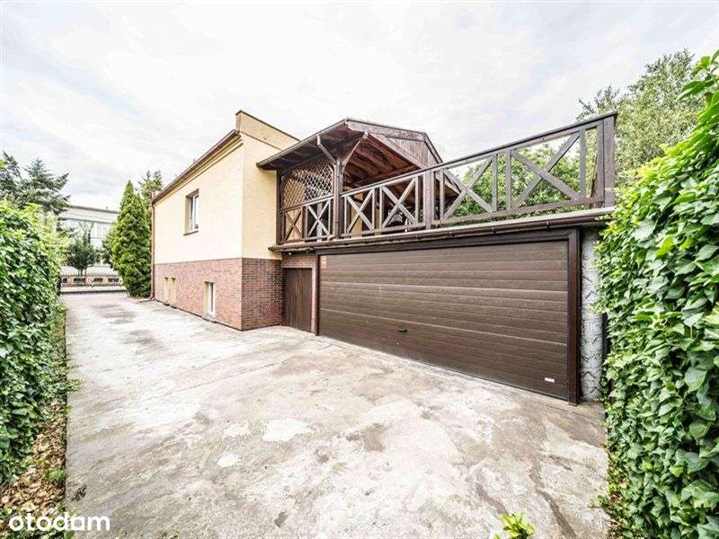 Dom w centrum Tarnowa Podgórnego dla dużej rodziny-17