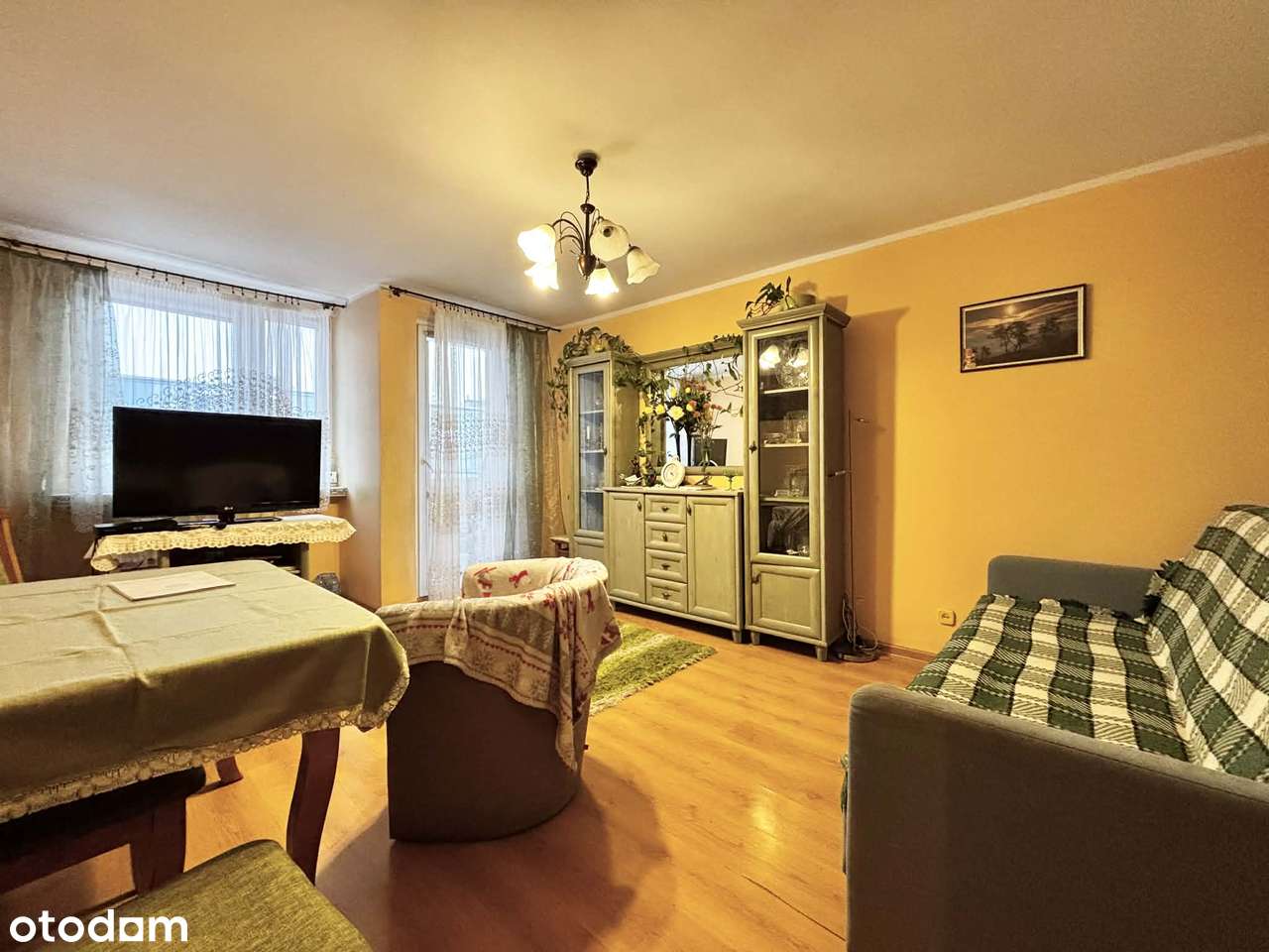 Mieszkanie 3 pokoje w Centrum - z balkonem-2