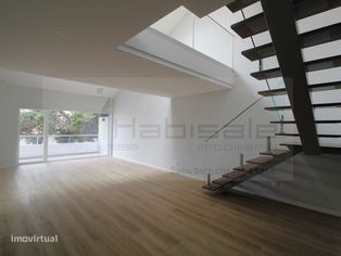 Excelente apartamento T3+1 no Centro de Carcavelos com Acabamentos ... - Grande imagem: 2/24