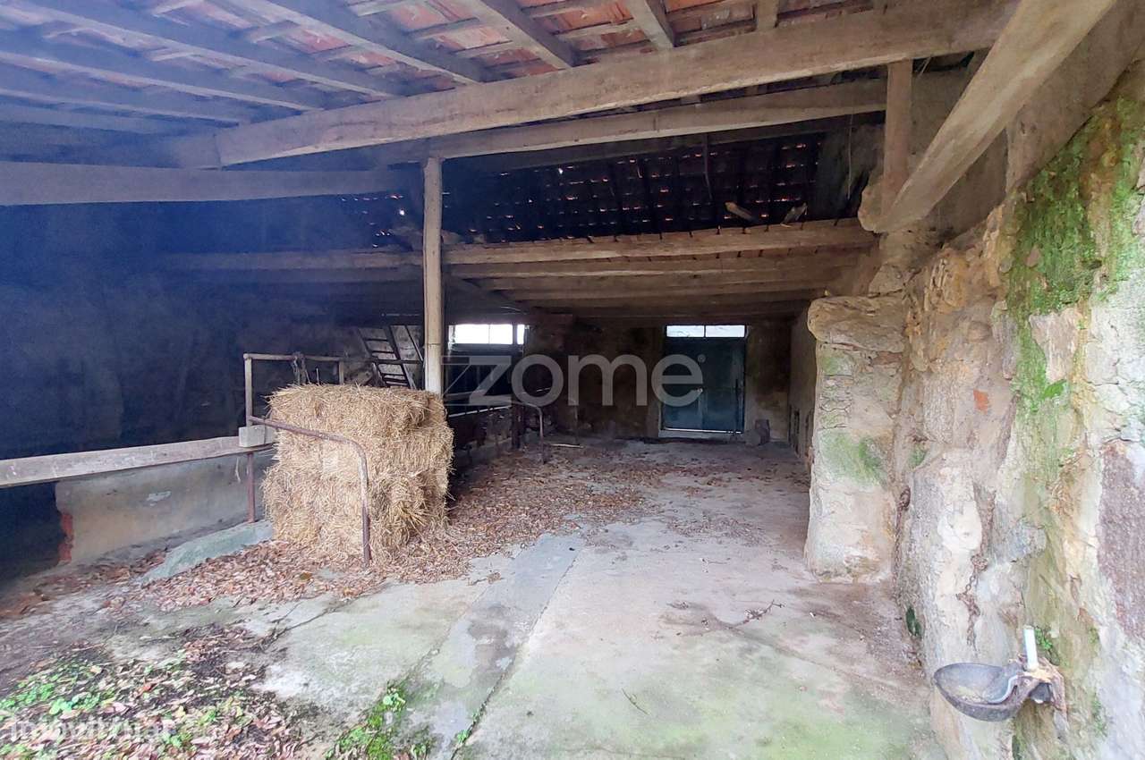 Quinta T4 com Terreno de 1.800 m² em Nogueira do Cravo-20