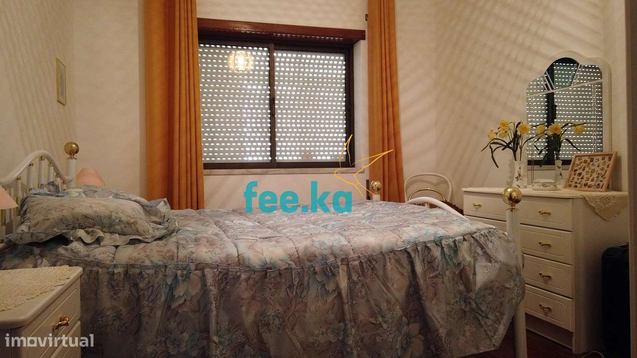 Apartamento T4 com Garagem-21