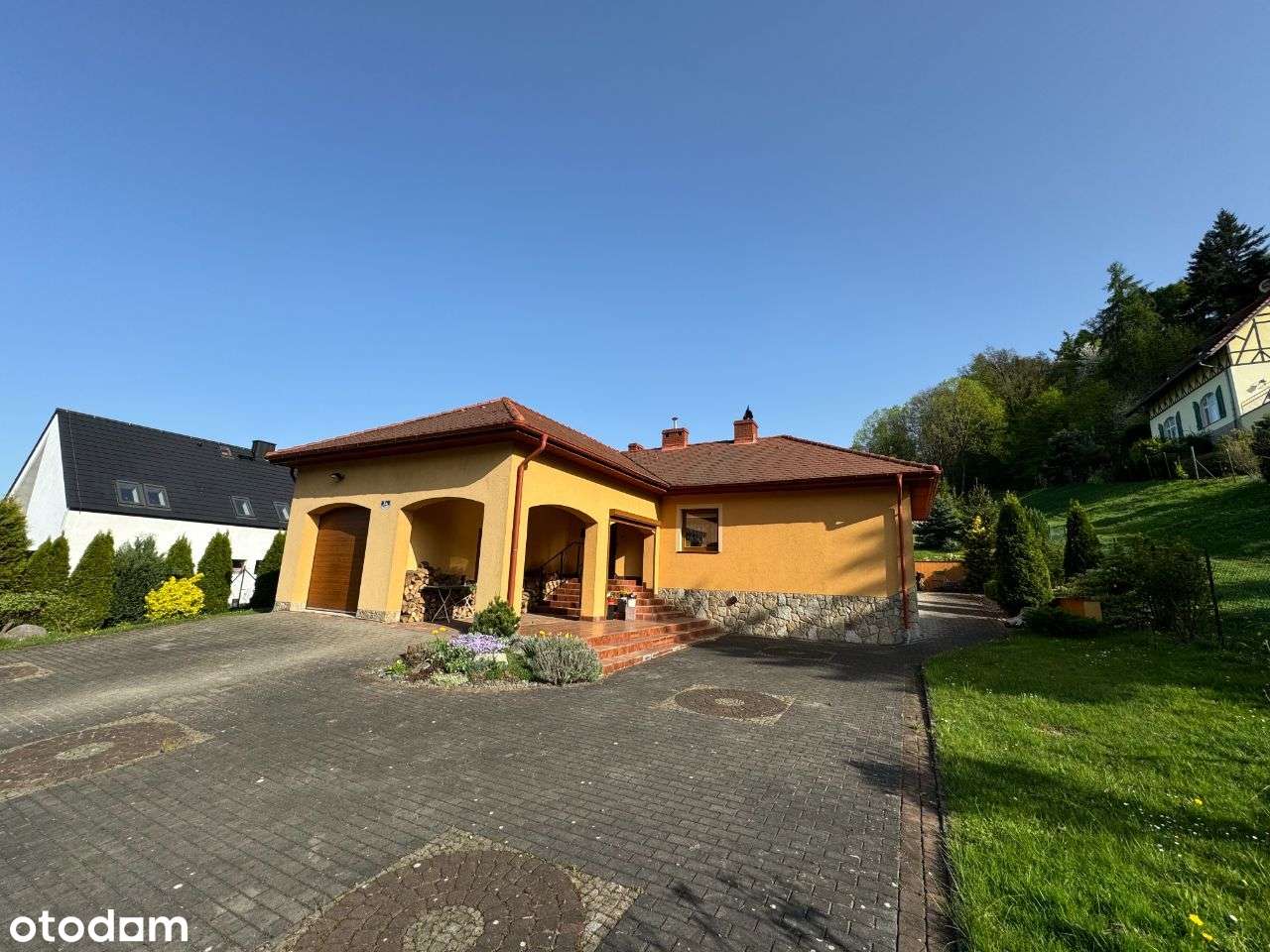 Sprzedam lub zamienię dom wolnostojący w Pieszycach - Pełny obrazek: 2/20