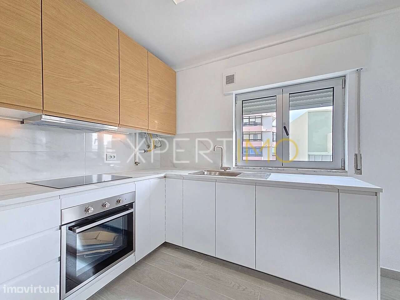 Apartamento T3 Renovado junto ao Aqua Portimão - Grande imagem: 4/33