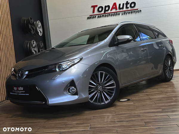 Toyota Auris 2.0 D-4D Premium Comfort - 1