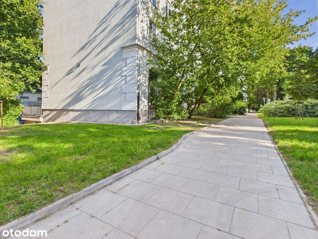 Wola, 2 pokoje, osobna kuchnia, urocza kamienica.-17